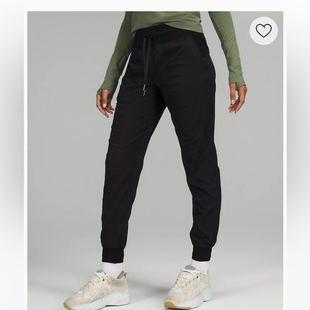 Lululemon Dance Studio Jogger (olive green)